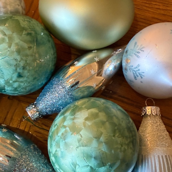 Elegant Holiday Ornament Set in Blue and Gold - Picture 2 of 5